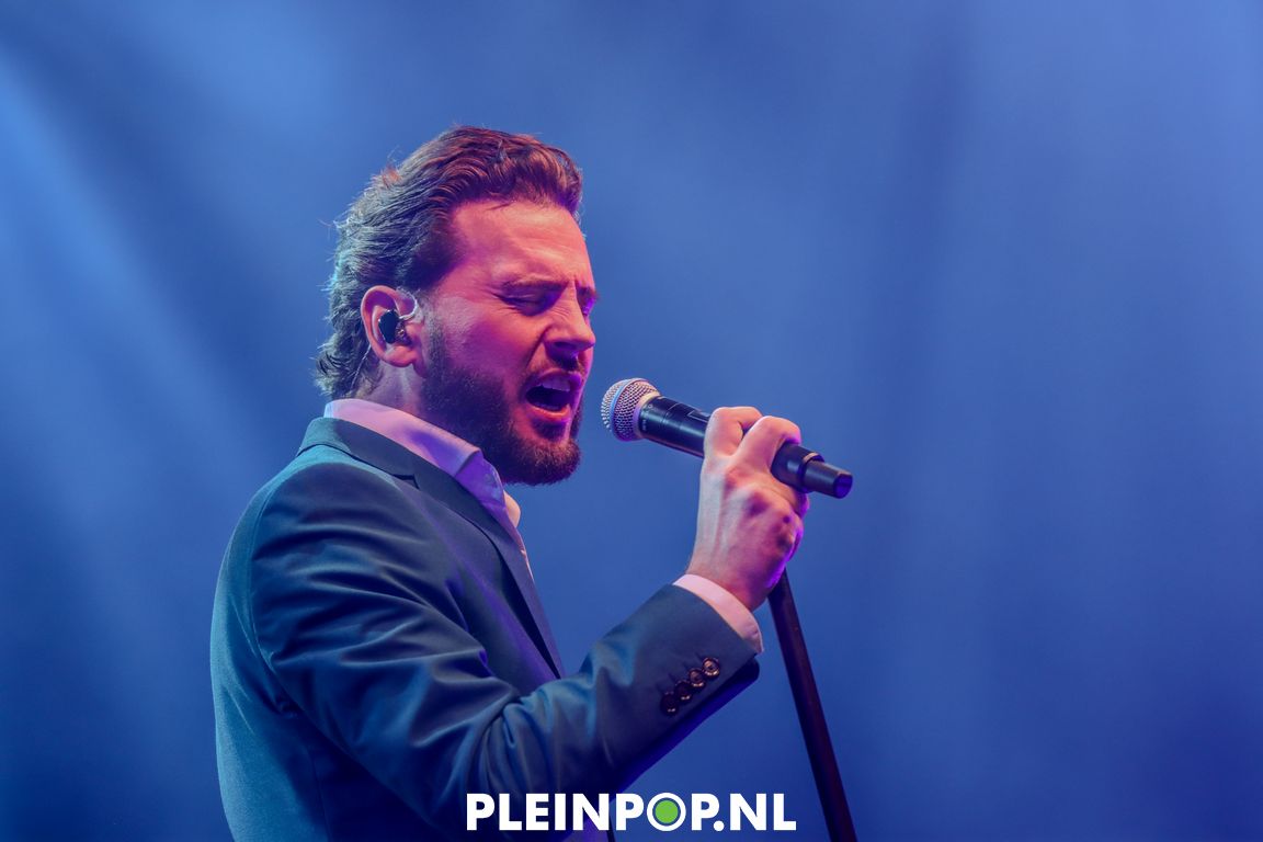 BOUKE & THE ELVIS MATTERS BAND    (28)